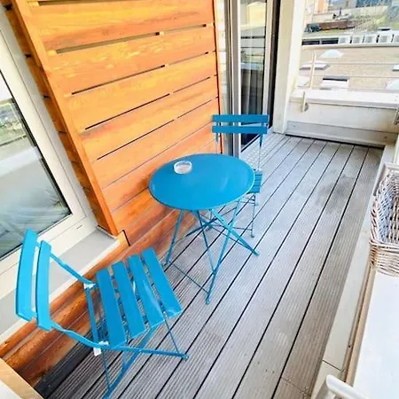 Large Studio In Center With Terrace. 1 Min Walk To The Tram. Cosy Apartamento Luxemburgo